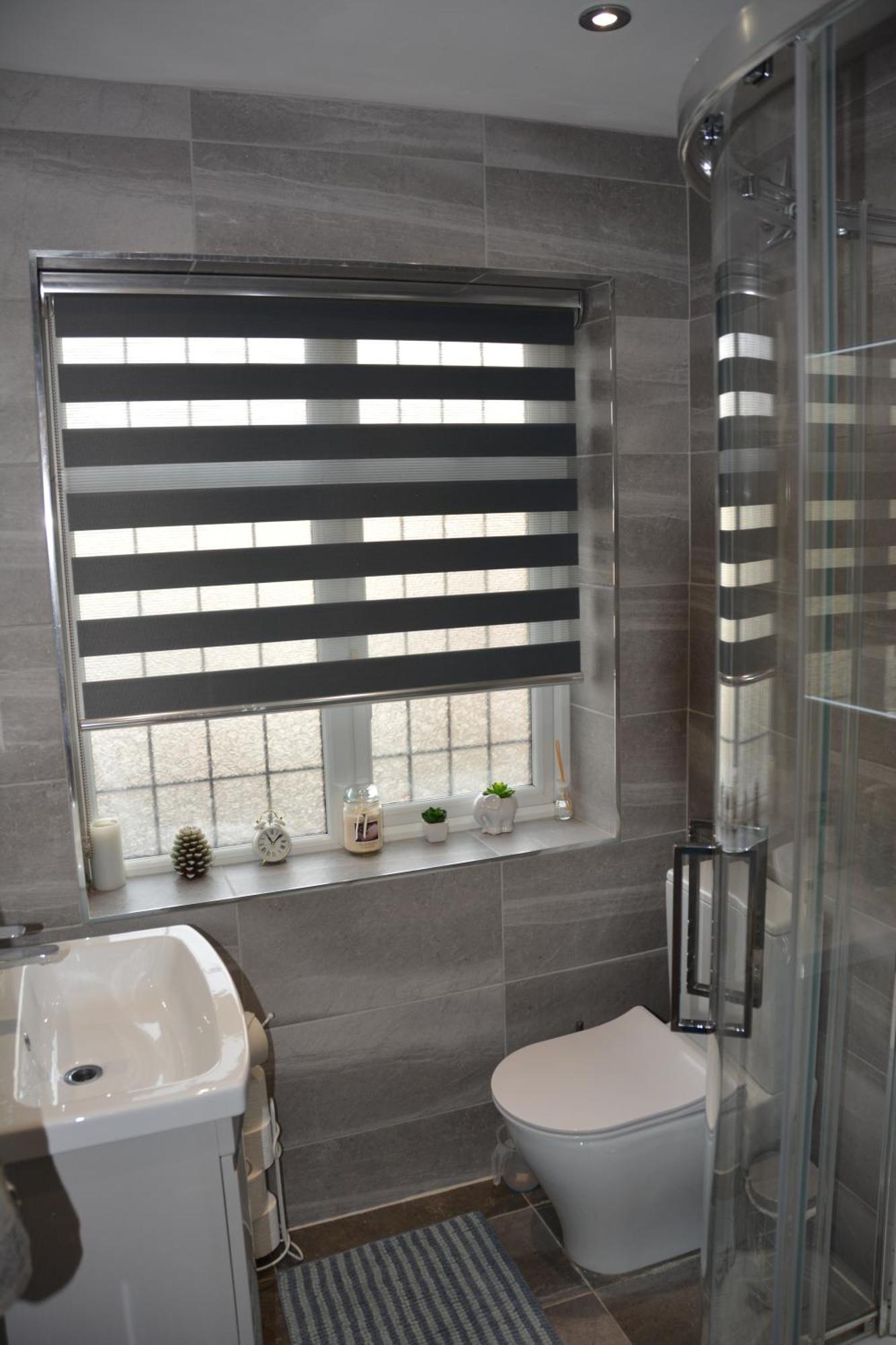 Cozy, Modern, Spacious 4 Bedroom House In London Romford Extérieur photo