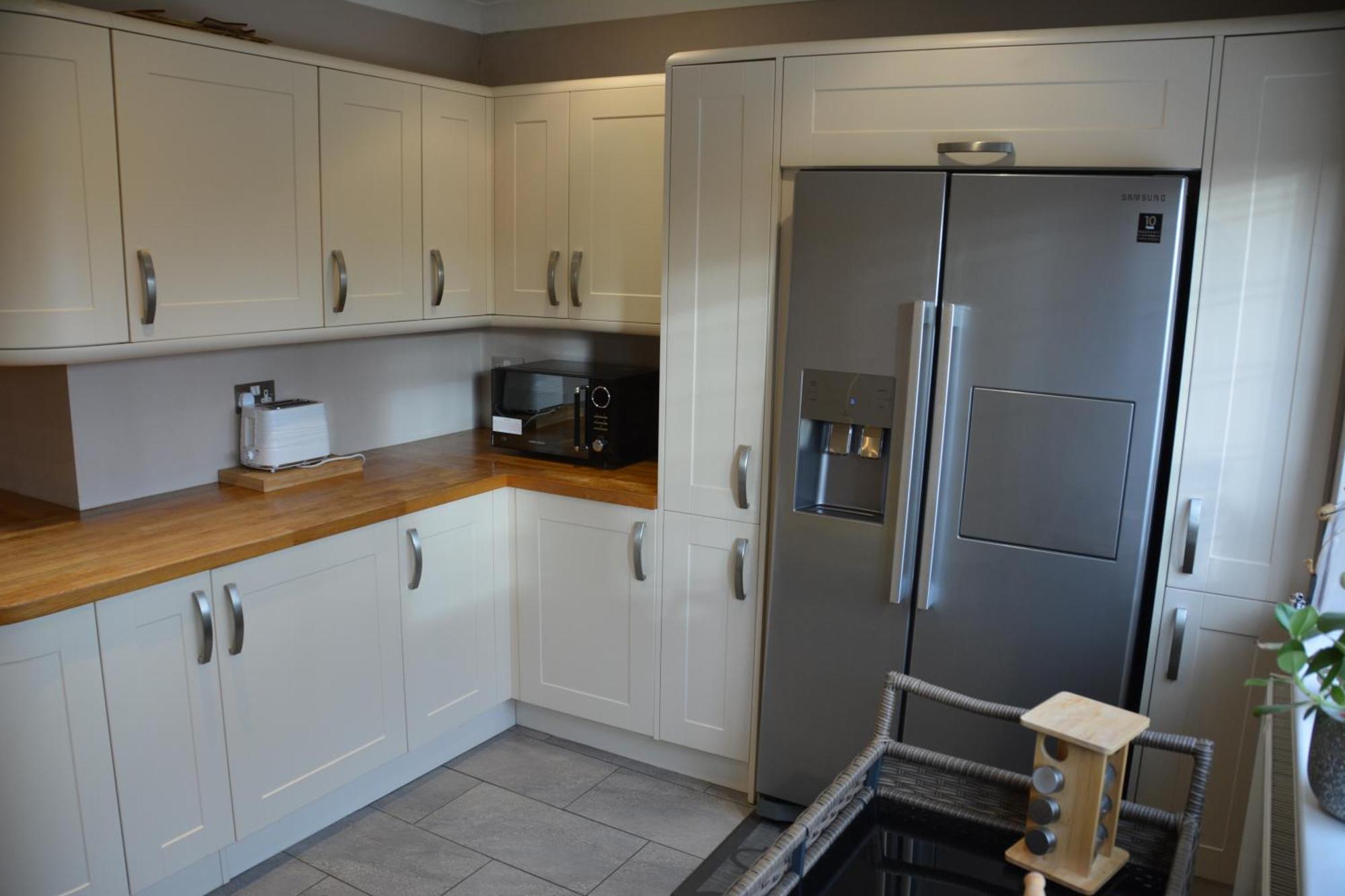 Cozy, Modern, Spacious 4 Bedroom House In London Romford Extérieur photo